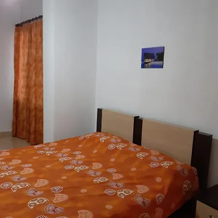 Ili & Eli Apartment Sarande